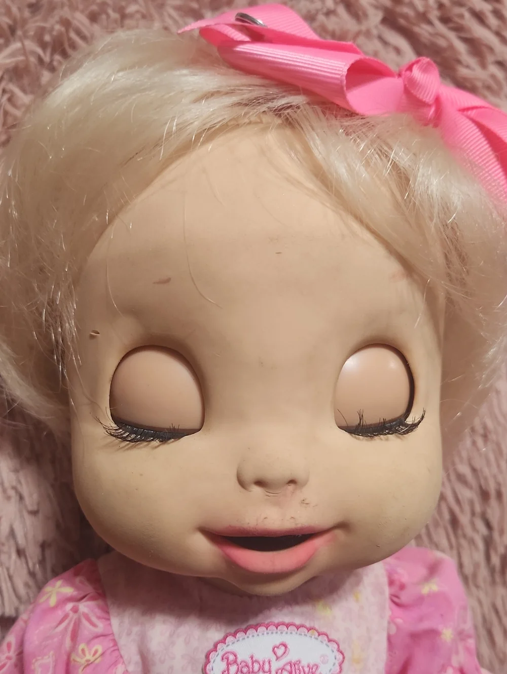 Vintage 2006 Soft Face Blonde Blue Eyes Baby Alive Still Works 16